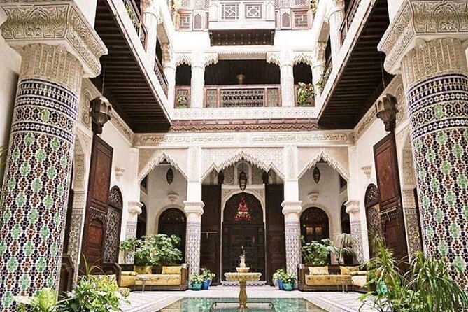 10 Days 9 Nights Luxury Tour of Morocco - The Middle Atlas road leads to the desert