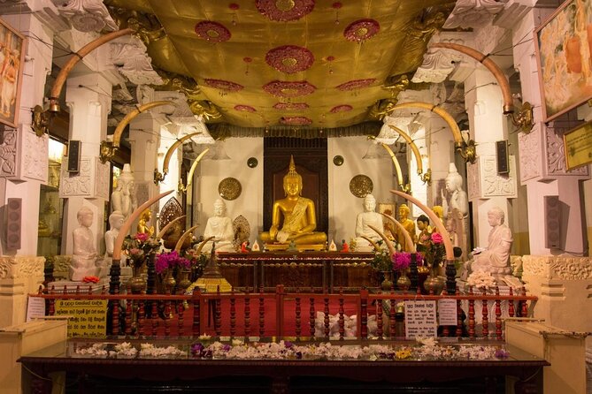 10 Days Tour in Sri Lanka (Hotels with Breakfast & Luxury Car) - Key points at a glance
