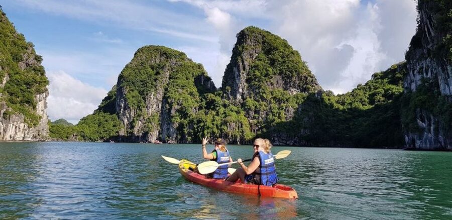 2-Day: Hanoi - Ninh Binh - Halong Bay Luxury Cruise - Luon Cave by kayak or bamboo boat
