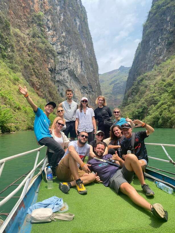 2-day Motorbike Ha Giang Loop Luxury Tour With Easy Rider - Lunch in Yen Minh and the return to Ha Giang
