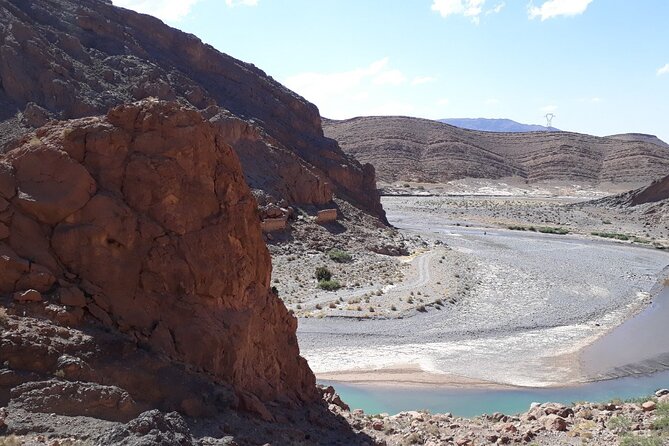 2-Days Desert Tours from Fes with Overnight in Luxury Camp - What the $139.37 price really covers