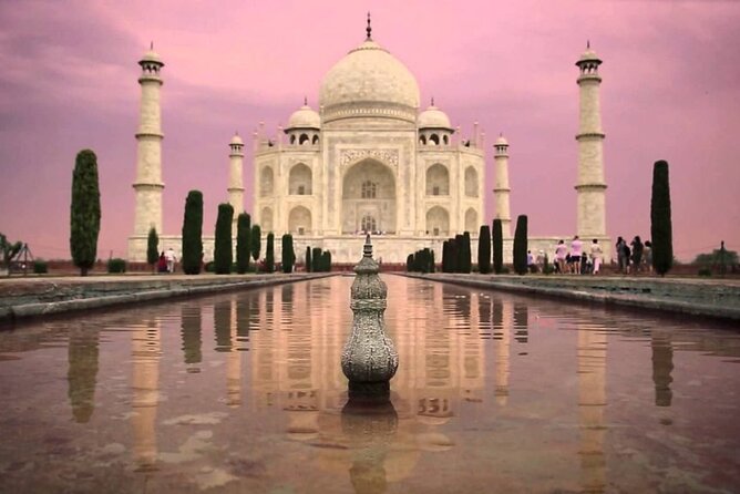 3-Day Private Luxury Golden Triangle Tour to Agra and Jaipur From New Delhi - Day 1: Delhi from Qutub Minar to Chandni Chowk