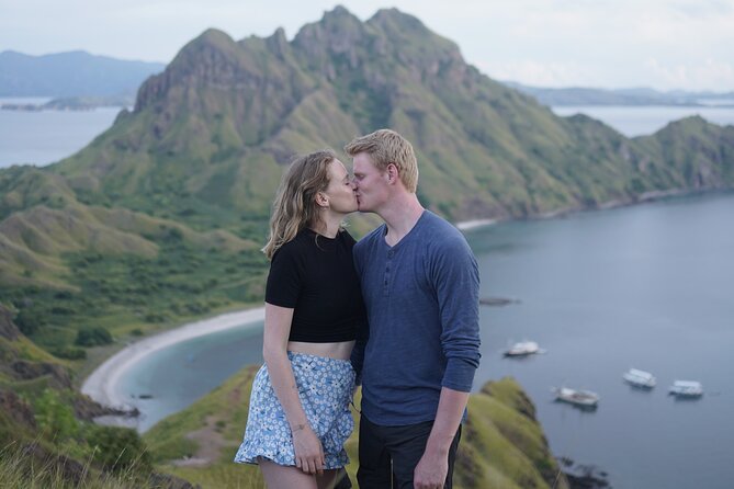 3 Days Deluxe Boat Private Cabin Sailing Trip in Komodo Island - Day three: Kanawa and the return to Labuan Bajo