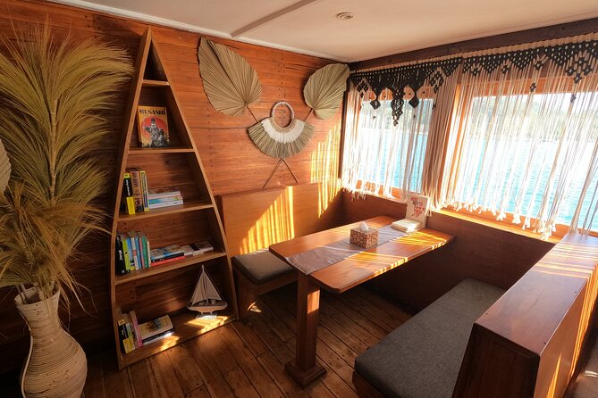 3 Days Deluxe Boat Private Cabin Sailing Trip in Komodo Island - What the private cabin and boat really mean