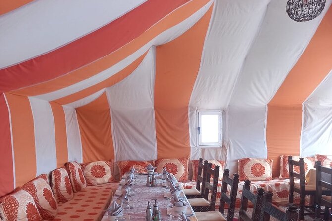 3 Days Luxury Private Excursion in Merzouga Desert from Fez - Arriving in Merzouga by 4x4 and camel