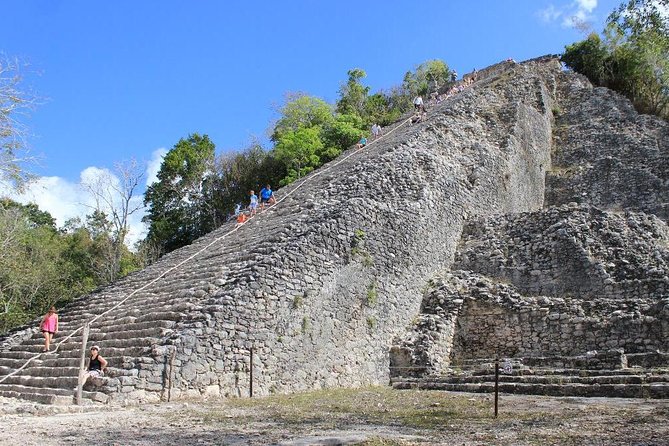 4X1 VIP Tulum, Coba, Cenote and Playa del Carmen Tour - Guide service and group atmosphere