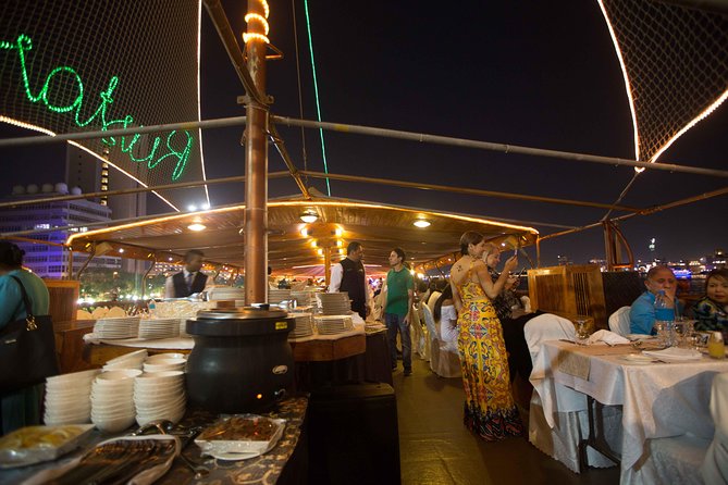 5-Star Premium Dhowstar Dhow Cruise Dubai - What the $50 price really buys