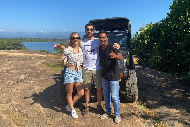 7 Days Tour in Sri Lanka Hotels with Breakfast and Luxury Car - Day 1: Pinnawala, a village kitchen, and Pidurangala sunset