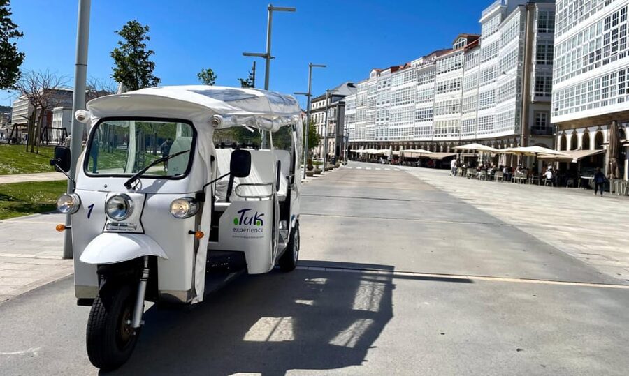 A Coruña: Premium Tuk Tuk tour - Meeting at Palexco near the cruise terminal
