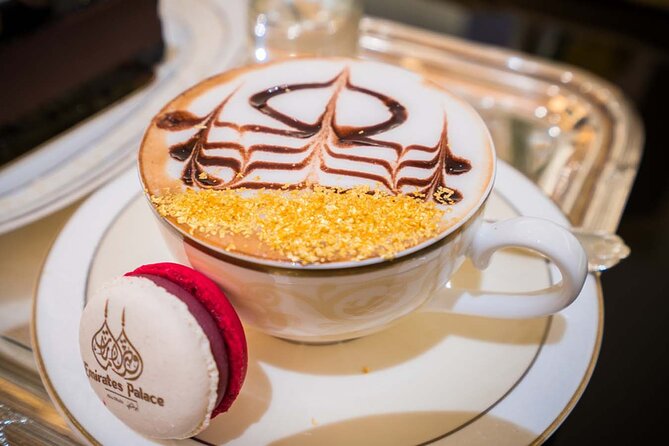 Abu Dhabi Premium Full-Day Sightseeing Tour From Dubai - Dates Market: local flavor in a small package