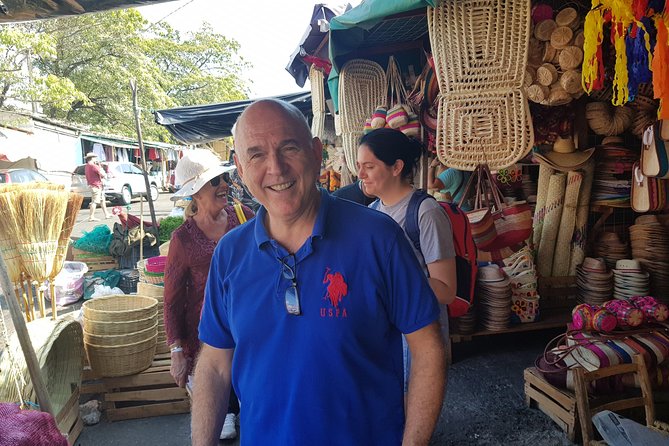 Acapulco Flavors Masterclass MarketTour Cooking &Premium Tastings - Lunch built from your own menu