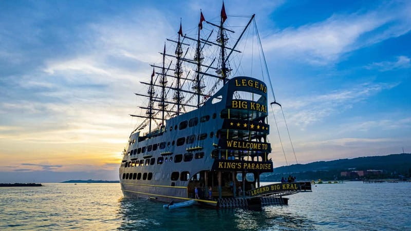 Alanya: All Inclusive Luxury Boat Trip & Free Time in Alanya - Passing Pirates’ Cave, Phosphorus Cave, and Lover’s Cave