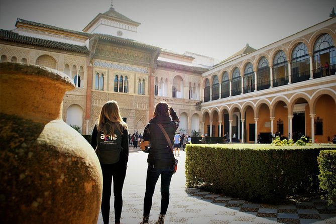 Alcazar of Seville Exclusive Group, max. 9 travelers - Why the Alcázar works best with a guide