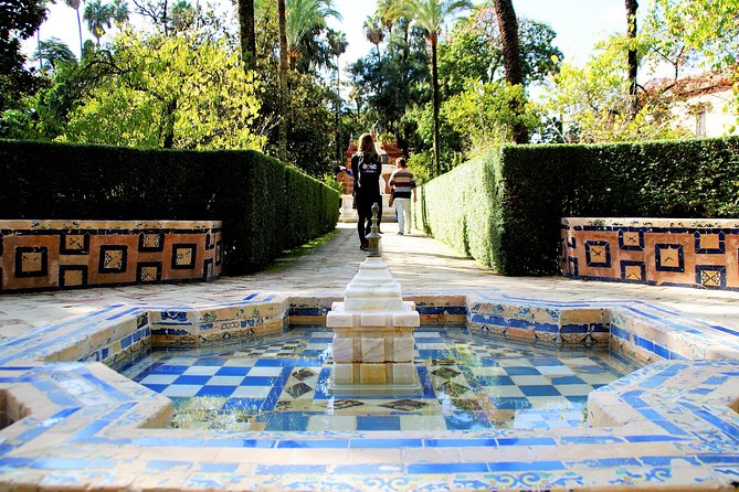 Alcazar of Seville Exclusive Group, max. 9 travelers - The palace rooms and what to watch for
