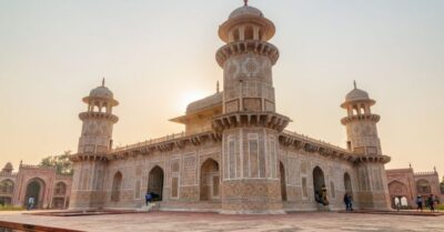 All Inclusive Private Taj Mahal Luxury Tour from Delhi