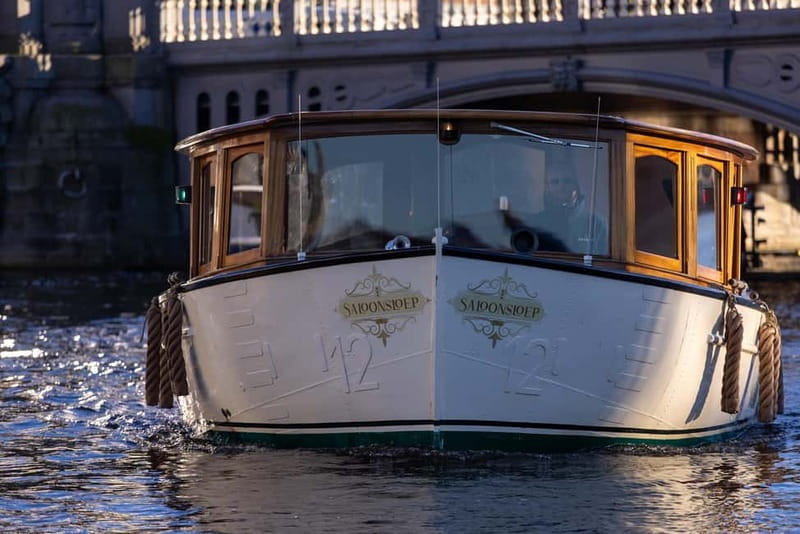 Amsterdam: 2-Hour Luxury Canal Cruise with Snacks & Drinks - Choosing your departure time