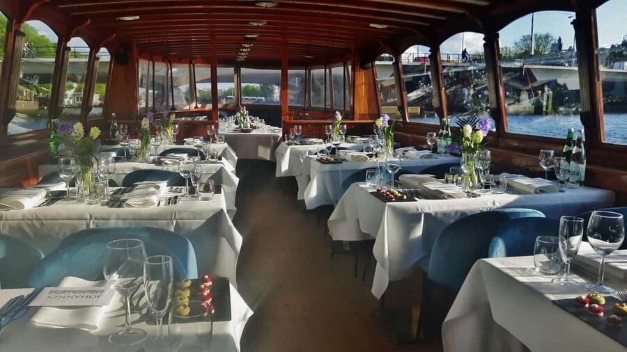 Amsterdam: High-End 3-Course Dinner Canal Cruise - Key Points to Know Before Booking