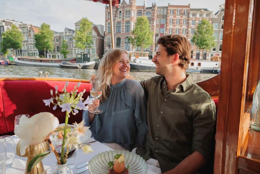 Amsterdam: High-End 3-Course Dinner Canal Cruise - What the $152 Price Includes