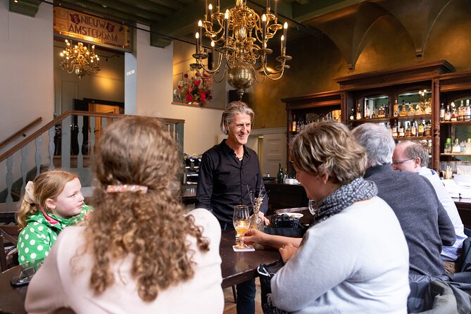 Amsterdam High-End Dutch Food & History Tour - Up to 8 guests - Starting with apple pie in a brown café