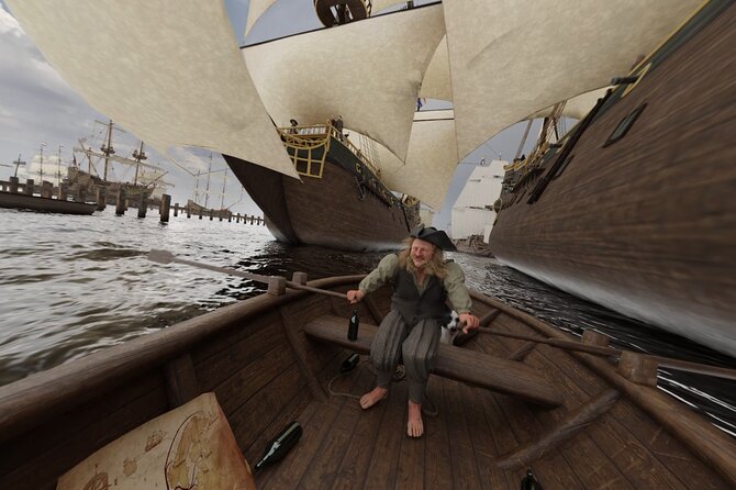 Amsterdam: Luxury Canal Cruise with Historic VR Experience - Who will enjoy this canal cruise most?