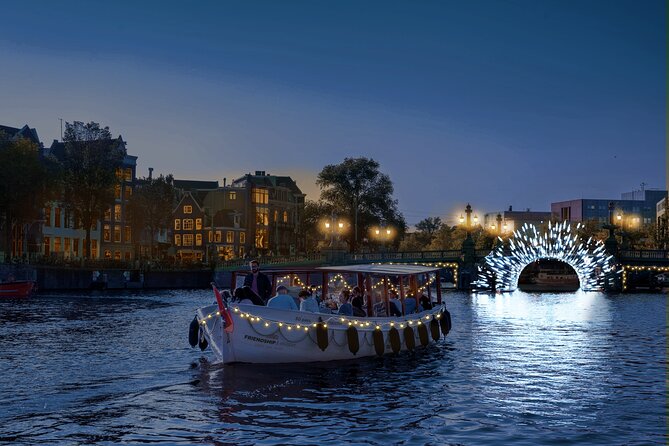 Amsterdam: Luxury Light Festival Cruise Unlimited Drinks Included - Amsterdam’s Light Festival from the water