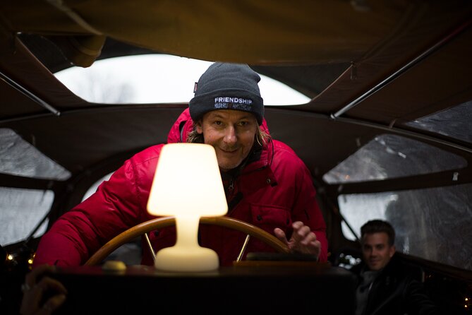 Amsterdam: Luxury Light Festival Cruise Unlimited Drinks Included - Who should book this cruise?
