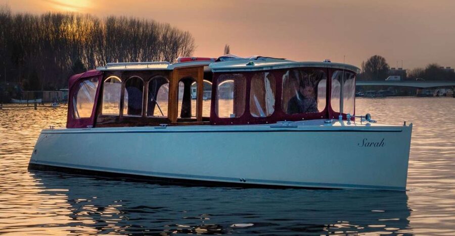 Amsterdam: Luxury Private Boat Tour - Stopera and Amsterdam’s civic side