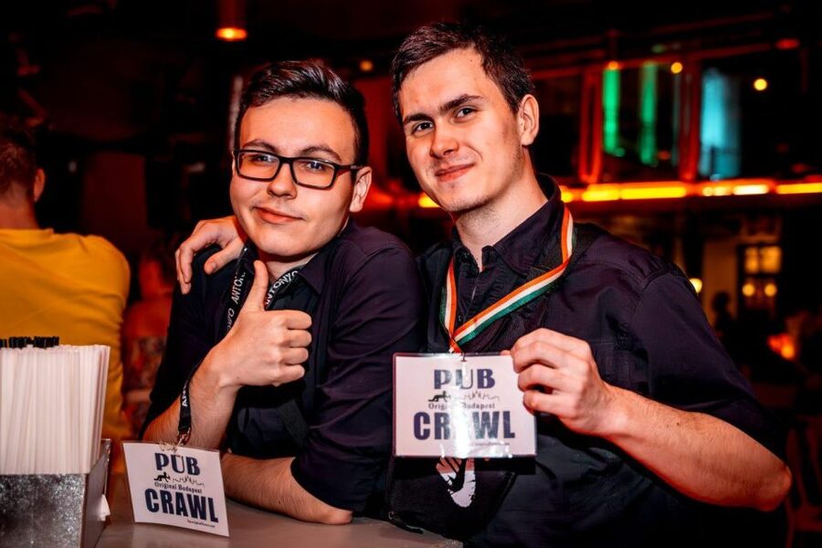 Amsterdam: Original Pub Crawl Party with VIP Entrance - Key things to know before you book