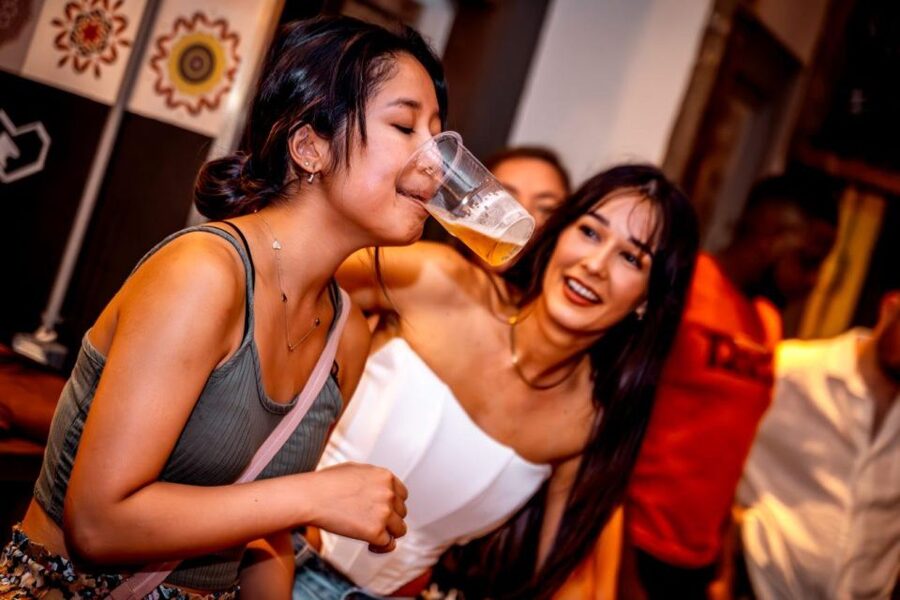 Amsterdam: Original Pub Crawl Party with VIP Entrance - The changing mix of pubs, music, and clubs