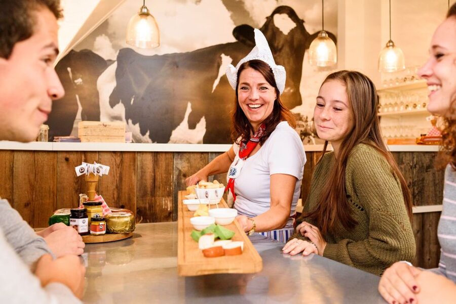 Amsterdam: Premium Henri Willig Cheese Tasting Experience - When to fit it into your Amsterdam day