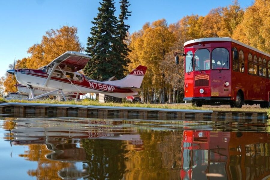 Anchorage: Deluxe Trolley City Tour - Lake Hood and Lake Spenard: Alaska’s aviation on display