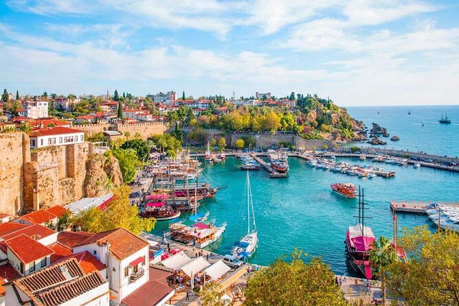 Antalya Luxury Old Town Tour with Cable Car & Boat Trip - Kaleici Old Town, Hadrian’s Gate, and the harbor