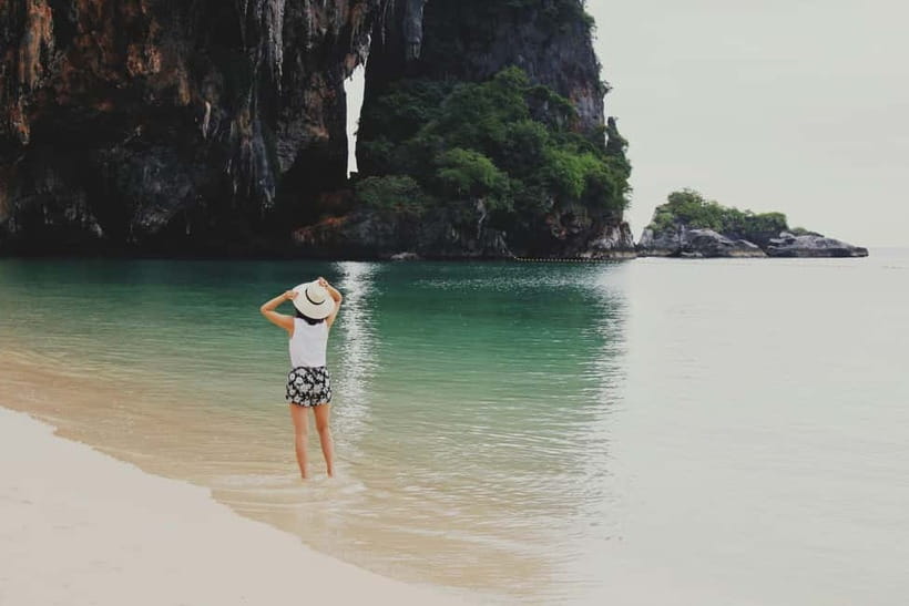 Ao Nang: Premium 4 Islands Snorkeling Tour by Speedboat - What to bring and who should skip it