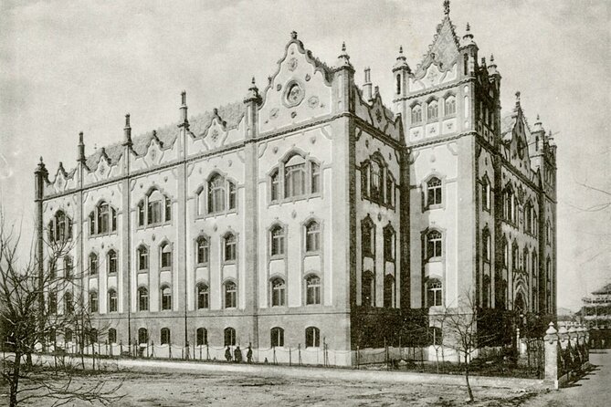 Art Nouveau Treasures of Budapest – Exclusive Private Tour - What the guide adds