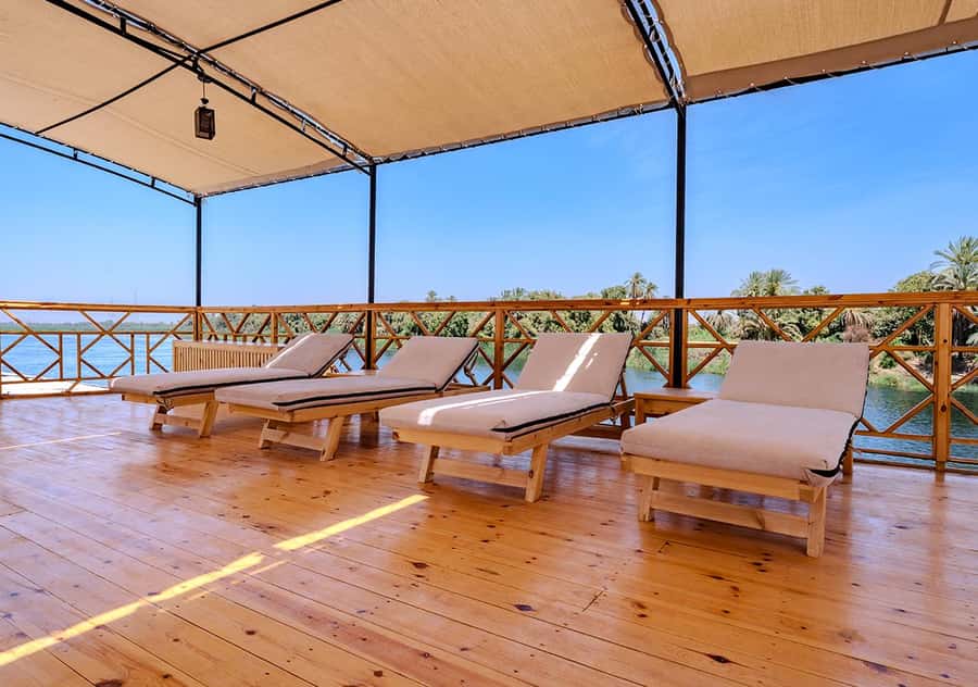 Aswan to Luxor: 4-Day Luxury Dahabiya Nile Cruise Adventure - Cabins, balconies, food, and service