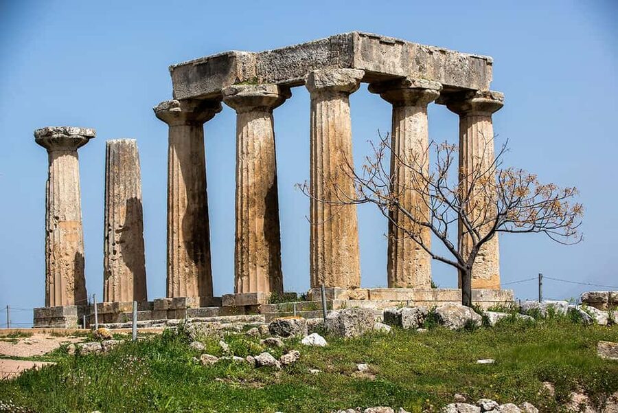 Athens: Corinth Canal, Mycenae & Nafplio Premium Guided Tour - Nafplio: beautiful, historic, and short on time