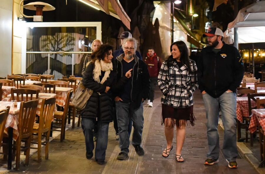 Athens: Premium Food and Wine Tasting Tour in the evening - The guides make the difference