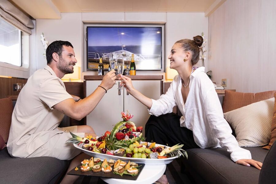 Athens: Saronic Islands Cruise with VIP Area Seating & Lunch - Hydra: stone lanes, sea views, and donkeys