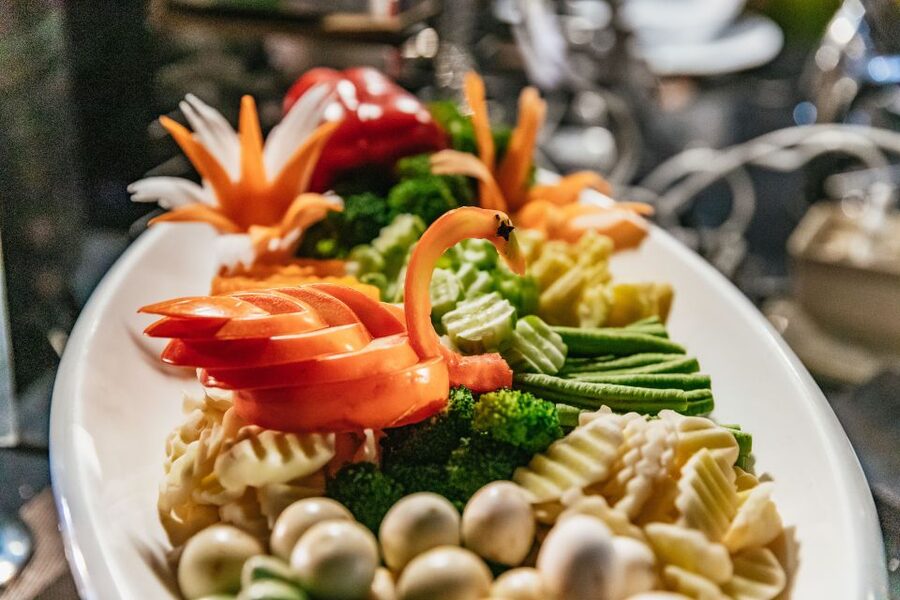 Bangkok: Alangka Luxury Buffet Dinner Cruise With Live Music - Is $31 a fair price?