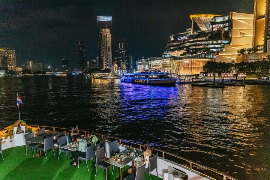 Bangkok: Alangka Luxury Buffet Dinner Cruise With Live Music - A two-hour route through Bangkok at night