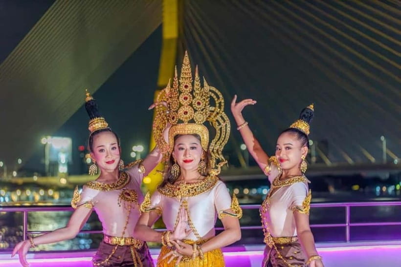 Bangkok: The Newest Luxury 5-Star Bangkok Chao Phraya Cruise - Thai dance, singers, and a lively finish