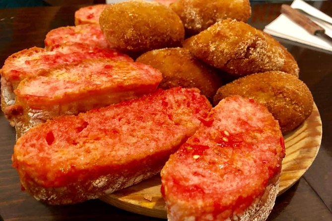 Barcelona Gothic Quarter VIP Tapas & Wine Tour - Friday through Sunday: Roman walls and the Cathedral of the Sea