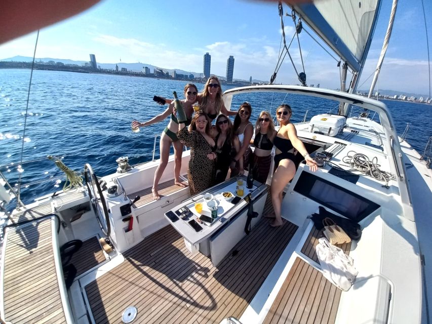 Barcelona: Luxury Private Sunset Yacht Cruise - Watching the sun set along Barcelona’s coast