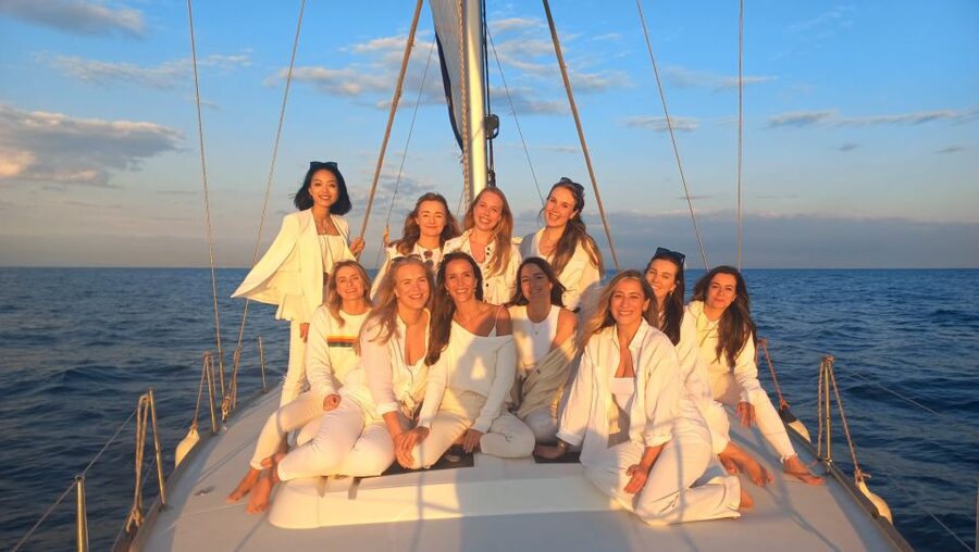 Barcelona: Luxury Private Yacht Daytime Cruise - Why a private yacht is a good fit for Barcelona