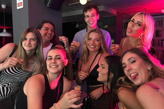 Barcelona Pub Crawl by KING -The Best Party tour & VIP Club Entry - What this Barcelona night actually is