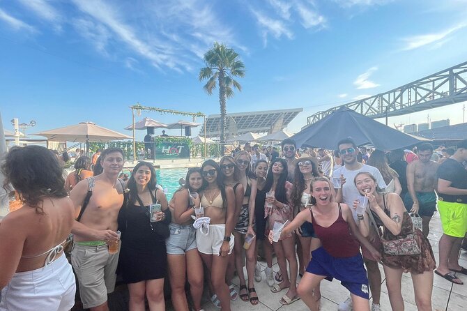 Barcelona Pub Crawl by KING -The Best Party tour & VIP Club Entry - Who will get the most from this tour