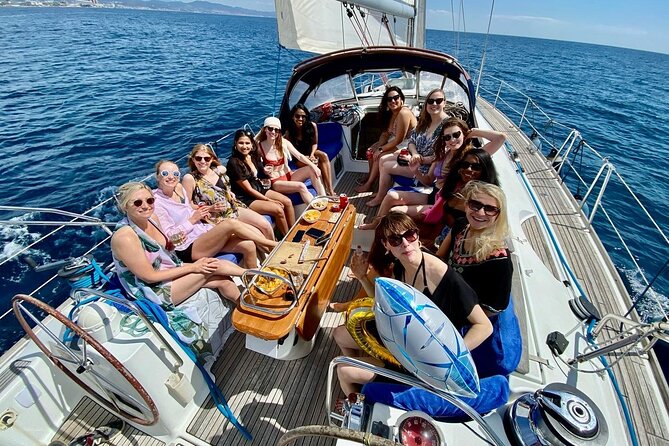 Barcelona Unique Private Luxury Sailing Tour (max 12 people) - Drinks, snacks, and the onboard atmosphere
