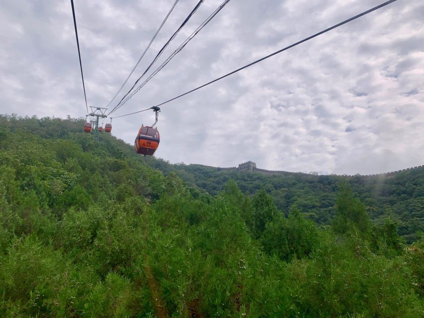 Beijing:Mutianyu/Badaling Great Wall Tour with VIP Fast Pass - The guide makes more difference than the VIP label