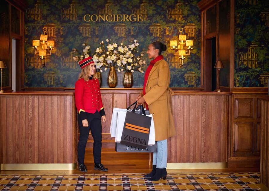 Bicester Village Shopping Trip from London with VIP Discount - Who should book this outing