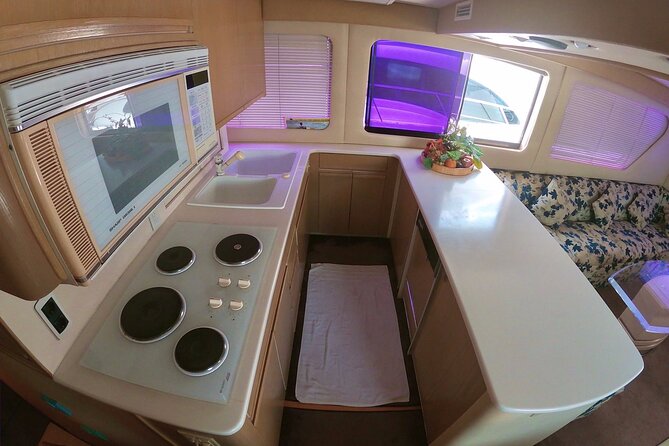 Biggest Luxury Yacht Boat Best in Cancun up to 28 pax - Food, drinks, music, and the party setup
